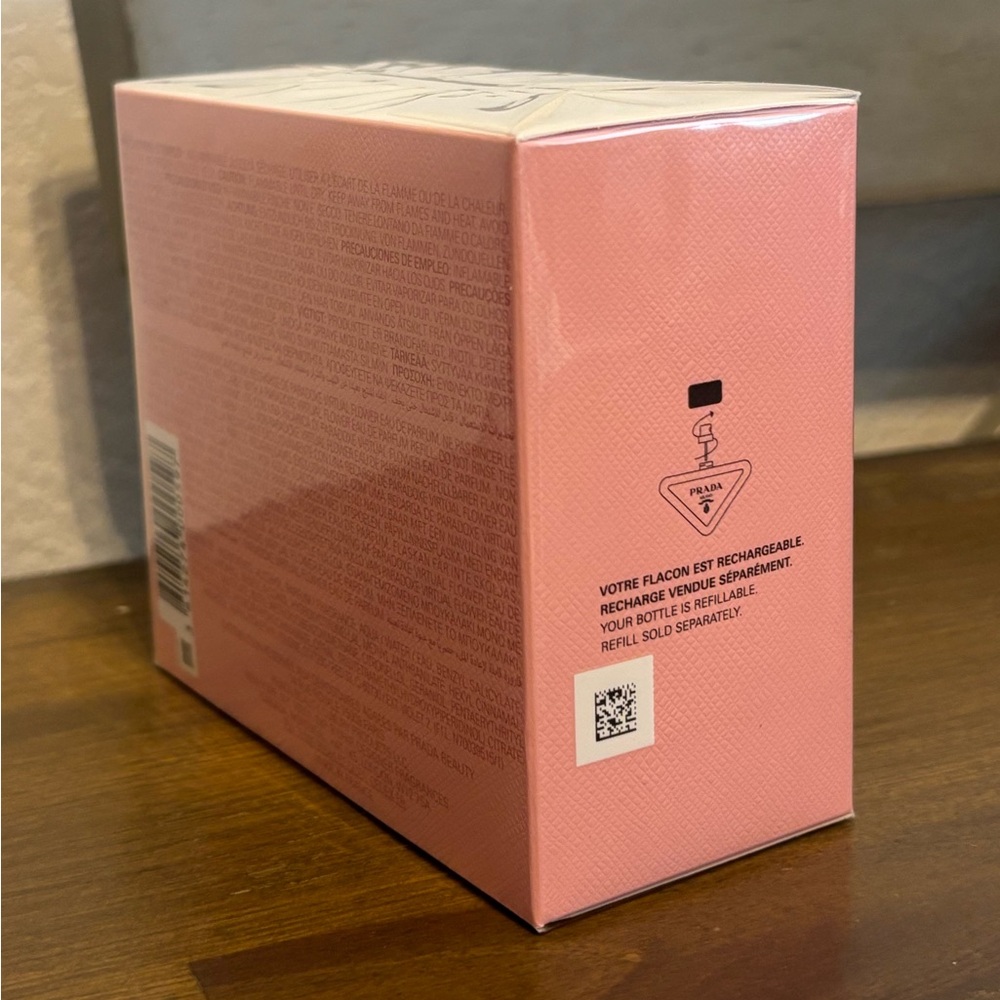 Prada Paradoxe Virtual Flower In Pink - Picture 7 of 11